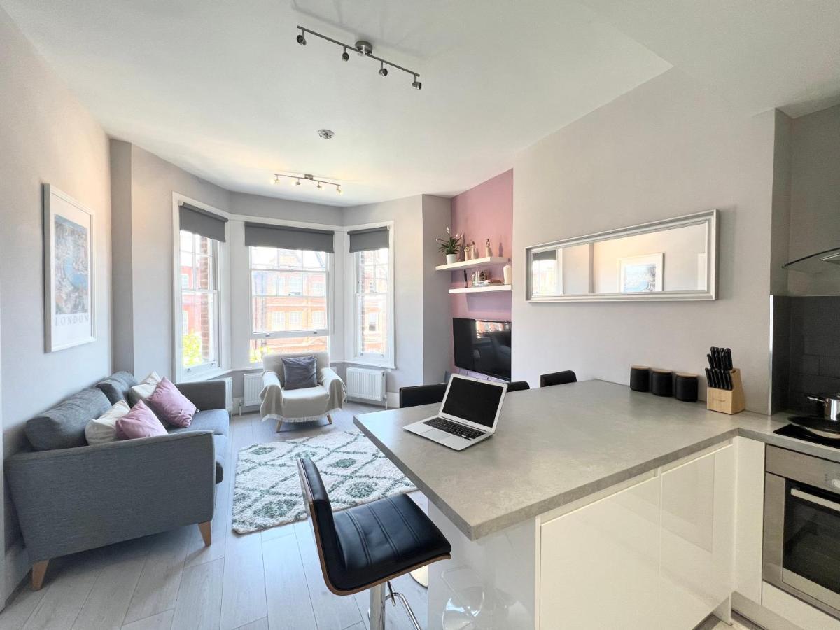 2 Bedroom Apartment In South Hampstead ロンドン エクステリア 写真