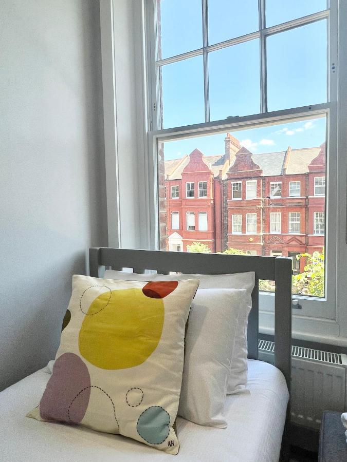 2 Bedroom Apartment In South Hampstead ロンドン エクステリア 写真