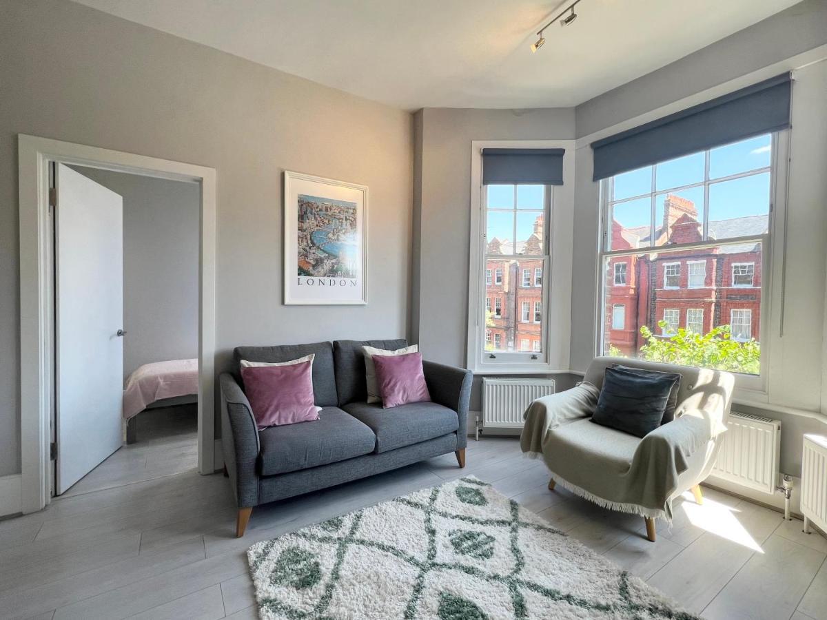 2 Bedroom Apartment In South Hampstead ロンドン エクステリア 写真
