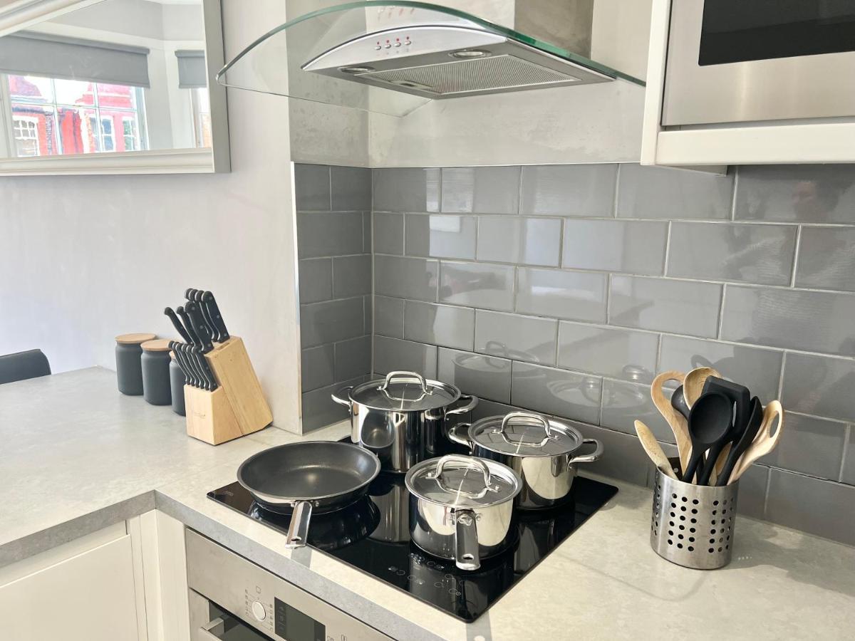 2 Bedroom Apartment In South Hampstead ロンドン エクステリア 写真